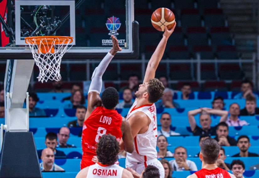 24 Yıl Sonra Gelen Zafer: A Milli Basketbol Takımı EuroBasket 2025’te Yarı Finalde