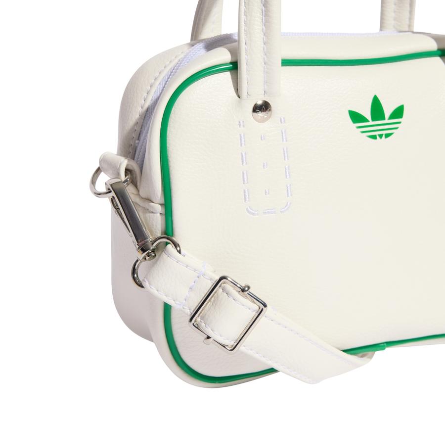 adidas Adıcolor Sb Çanta Beyaz adidas Adıcolor Sb Çanta Beyaz