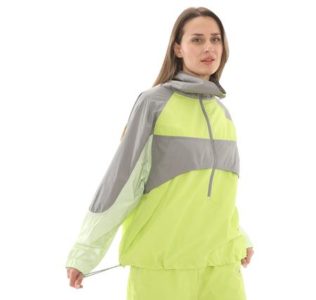 adidas By Stella Mccartney Jkt Kadın Yağmurluk-Rüzgarlık Yeşil