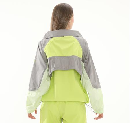 adidas By Stella Mccartney Jkt Kadın Yağmurluk-Rüzgarlık Yeşil