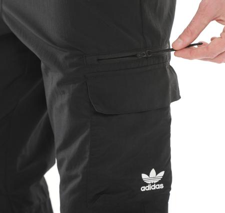 adidas Ess Woven Cargo Erkek Eşofman Altı Siyah