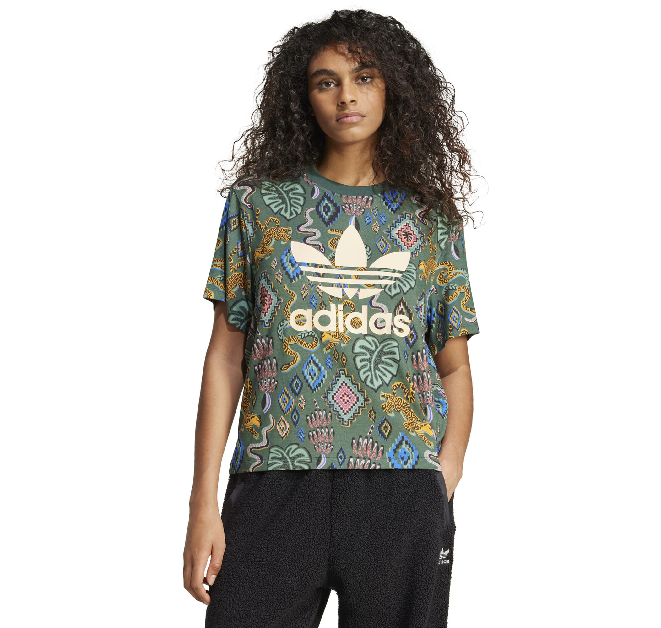 Женская футболка adidas Farm Tee