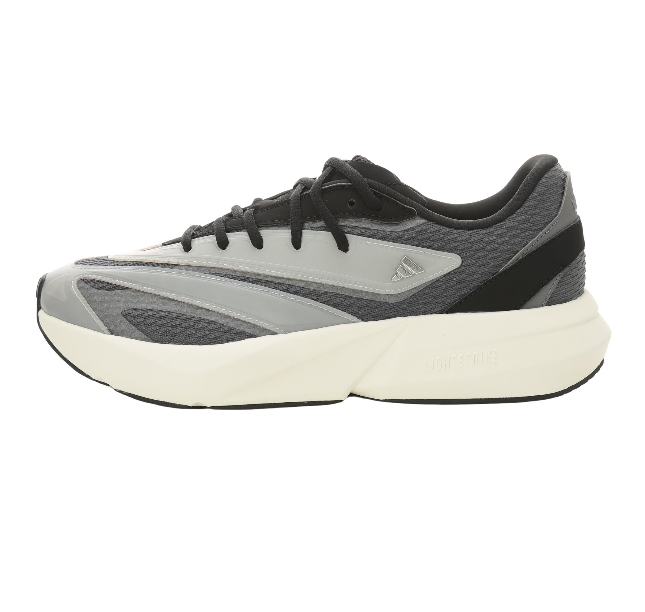 Женские кроссовки adidas Lightblaze