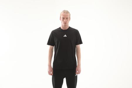 adidas M T Ce Space T Erkek T-Shirt Siyah