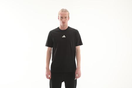 adidas M T Ce Space T Erkek T-Shirt Siyah