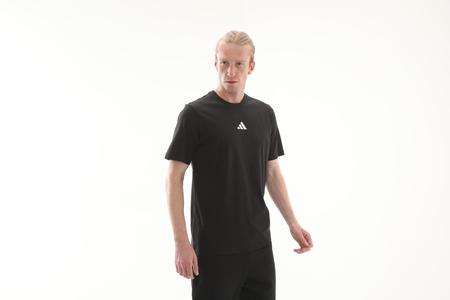 adidas M T Ce Space T Erkek T-Shirt Siyah