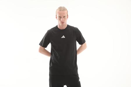 adidas M T Ce Space T Erkek T-Shirt Siyah