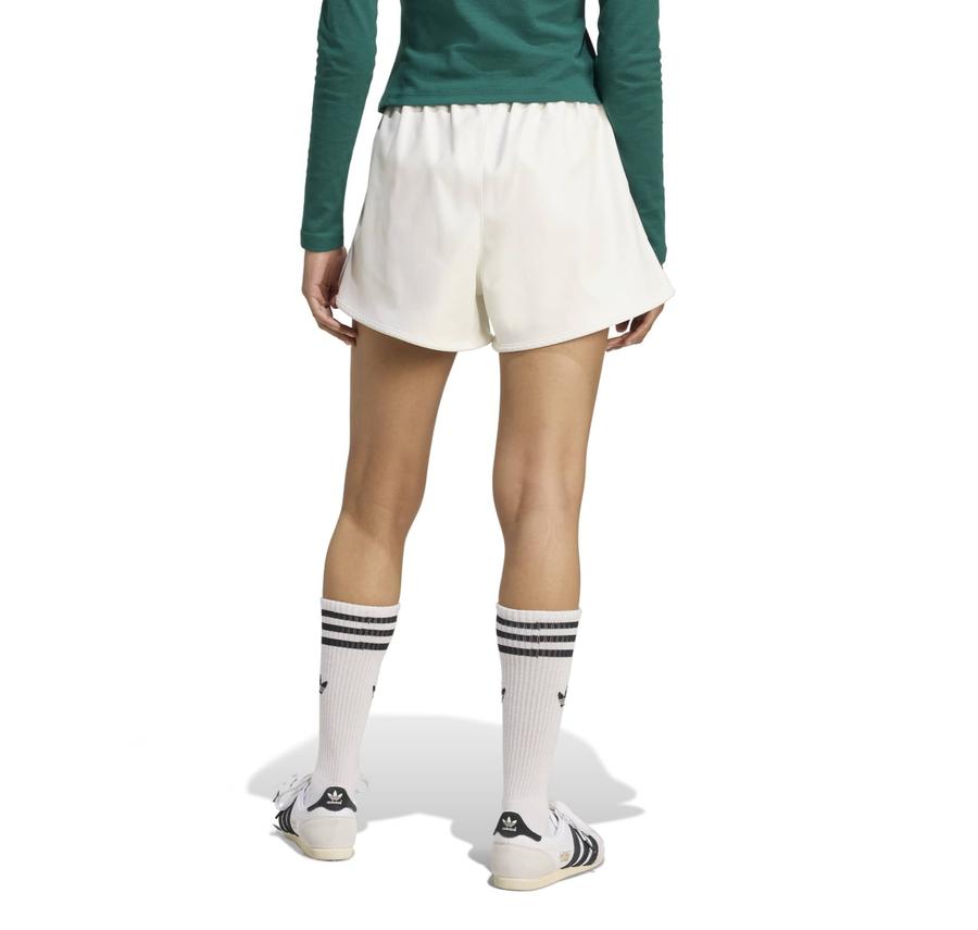 adidas Pleather Shorts Kadın Şort Ve Kapri Beyaz adidas Pleather Shorts Kadın Şort Ve Kapri Beyaz