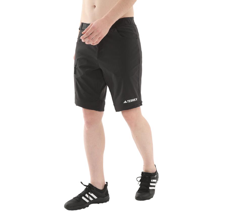 adidas Terrex Utilitas Hiking Zip-Off Erkek Pantolon Siyah adidas Terrex Utilitas Hiking Zip-Off Erkek Pantolon Siyah