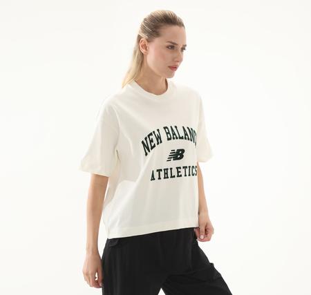 New Balance 1402 Kadın T-Shirt Beyaz