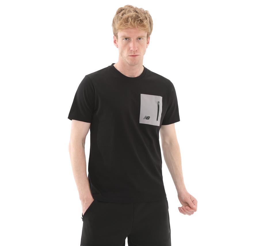 New Balance 1516 Erkek T-Shirt Siyah New Balance 1516 Erkek T-Shirt Siyah