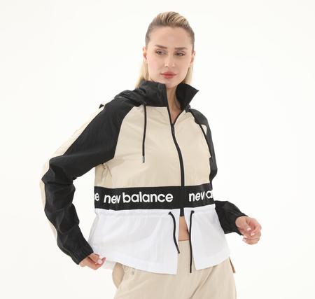 New Balance 1527 Kadın Yağmurluk-Rüzgarlık Siyah