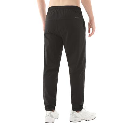 New Balance Mnp3426 Erkek Eşofman Altı Siyah New Balance Mnp3426 Erkek Eşofman Altı Siyah