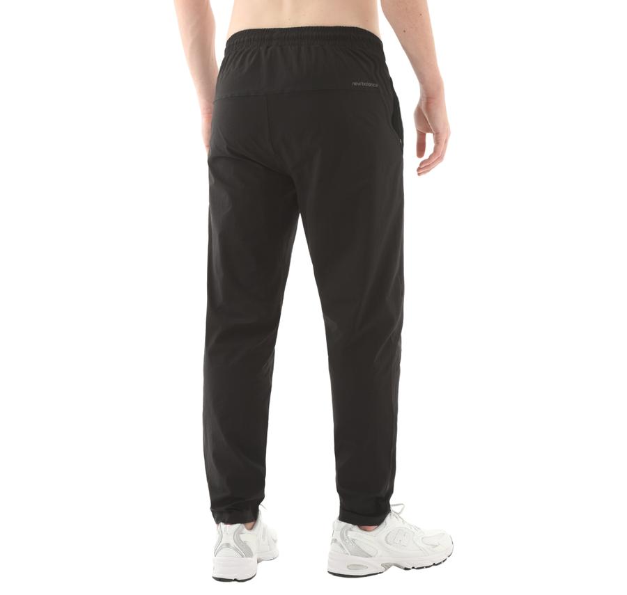 New Balance Mnp3426 Erkek Eşofman Altı Siyah New Balance Mnp3426 Erkek Eşofman Altı Siyah