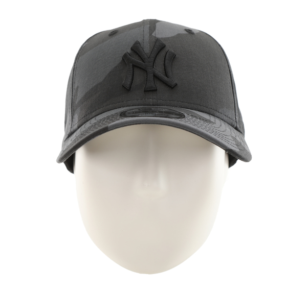 New Era League Essentıal 940 Neyyan Mncblk Şapka Siyah New Era League Essentıal 940 Neyyan Mncblk Şapka Siyah