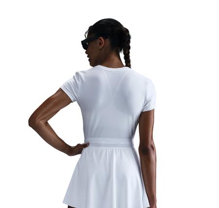 Nike Court Advantage Kadın T-Shirt