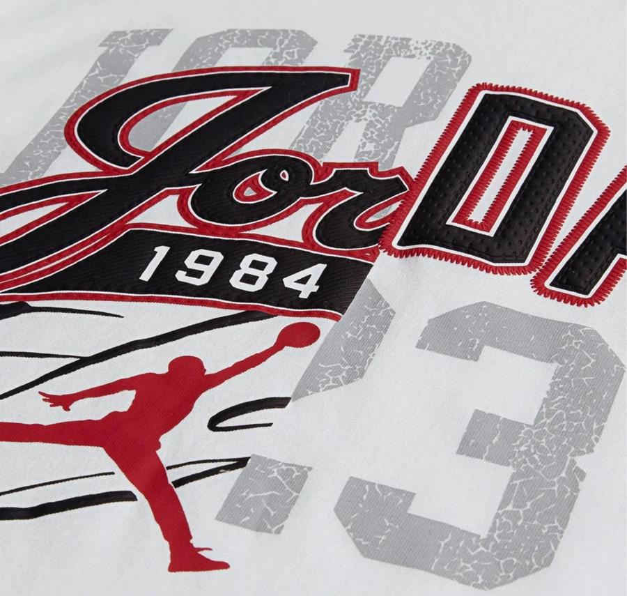 Nike Jdb Jordan Varsıty Splıt Çocuk T-Shirt Beyaz Nike Jdb Jordan Varsıty Splıt Çocuk T-Shirt Beyaz