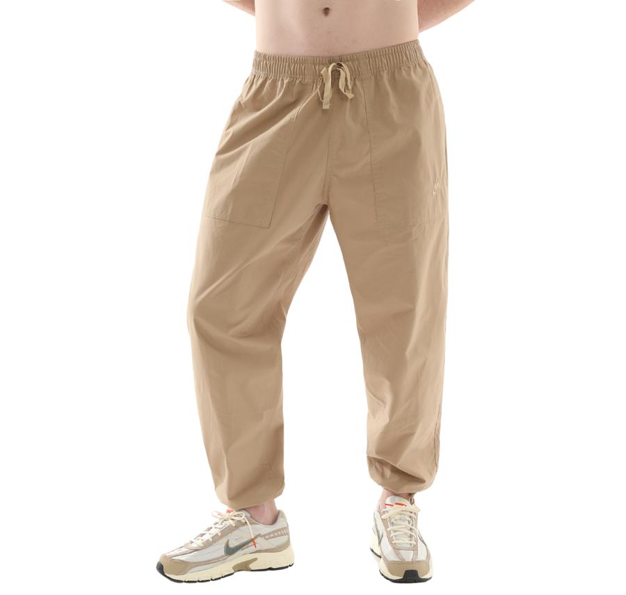 Nike M Nk Club Barcelona Pant Erkek Eşofman Altı Sütlü Kahve Nike M Nk Club Barcelona Pant Erkek Eşofman Altı Sütlü Kahve