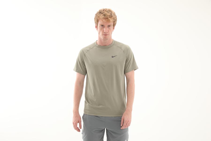 Nike M Nk Df Ready Ss Erkek T-Shirt Sütlü Kahve Nike M Nk Df Ready Ss Erkek T-Shirt Sütlü Kahve