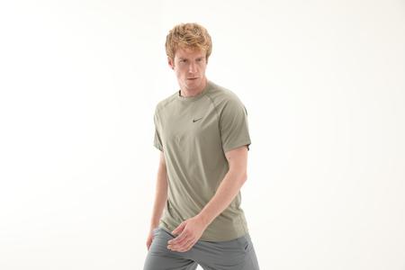 Nike M Nk Df Ready Ss Erkek T-Shirt Sütlü Kahve