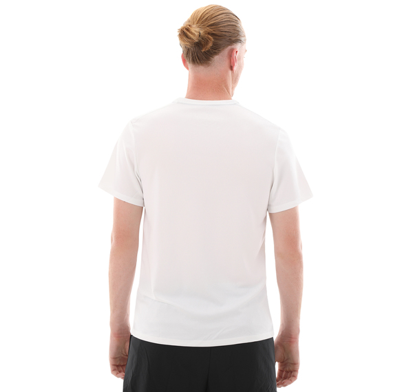 Nike M Nk Df Uv Mıler Ss Erkek T-Shirt Beyaz Nike M Nk Df Uv Mıler Ss Erkek T-Shirt Beyaz