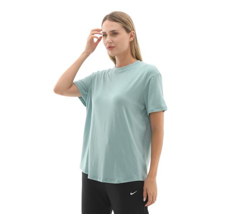 Nike One Relaxed Kadın T-Shirt Yeşil