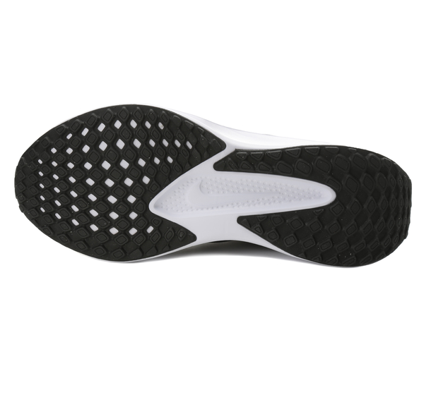 Nike Quest 6 Erkek Spor Ayakkabı Siyah Nike Quest 6 Erkek Spor Ayakkabı Siyah