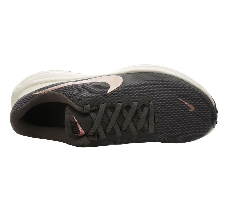 Nike Revolution 8 Kadın Spor Ayakkabı Siyah Nike Revolution 8 Kadın Spor Ayakkabı Siyah