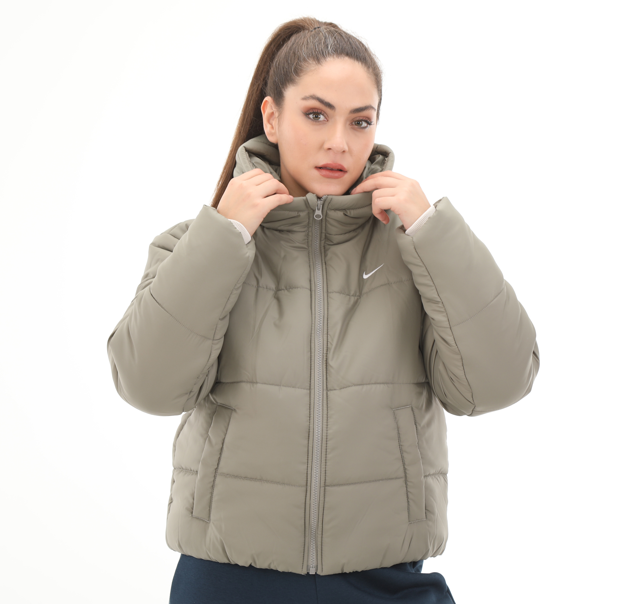 Женская куртка Nike Sportswear Classic Puffer Haki