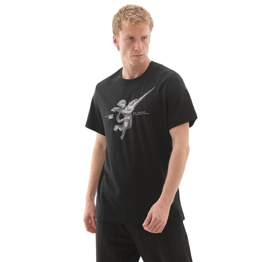 Nike Sportswear Erkek T-Shirt Siyah Nike Sportswear Erkek T-Shirt Siyah