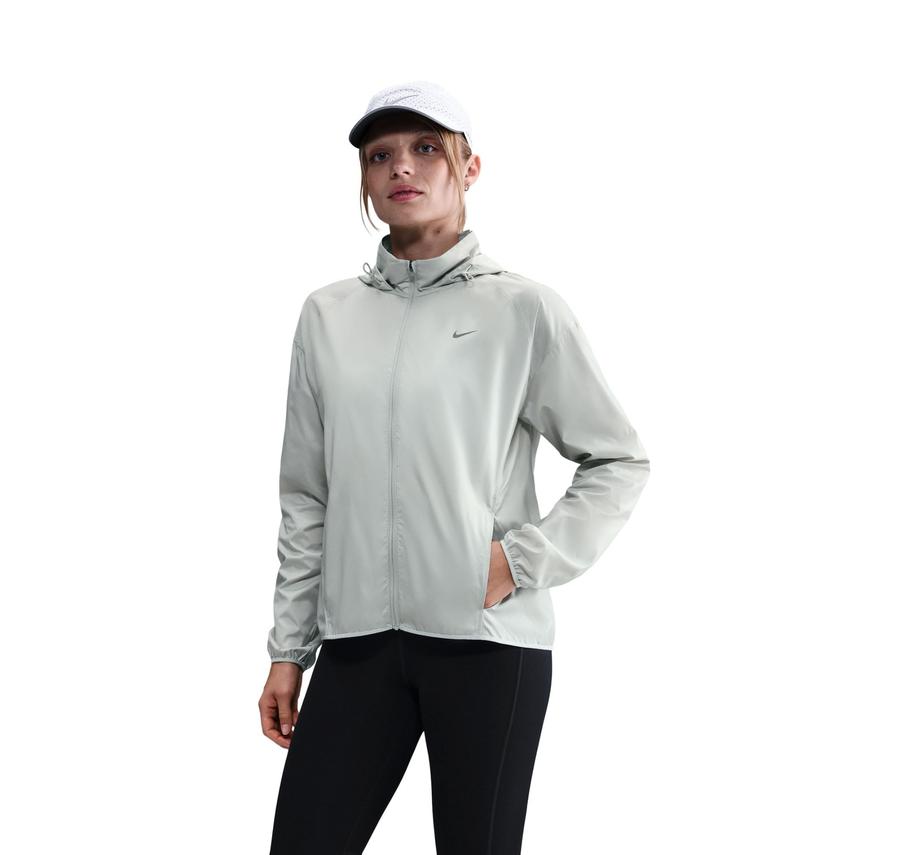 Nike Tempo Kadın Yağmurluk-Rüzgarlık Nike Tempo Kadın Yağmurluk-Rüzgarlık