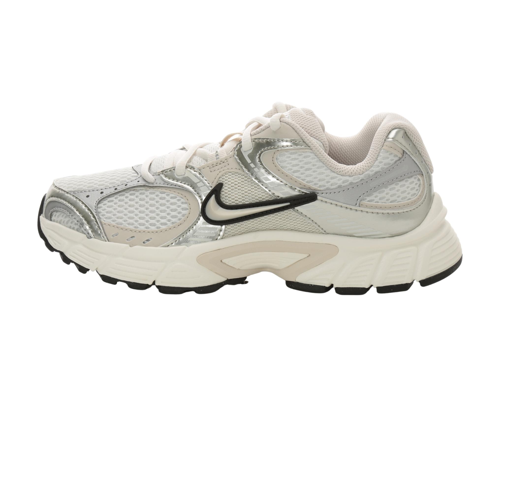Женские кроссовки Nike V5 Rnr