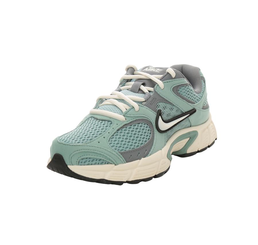 Nike V5 Rnr Kadın Spor Ayakkabı Yeşil Nike V5 Rnr Kadın Spor Ayakkabı Yeşil