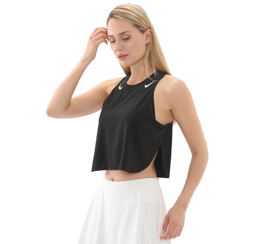 Nike W Nk Arswft Dfadv Crop Tank Kadın T-Shirt Siyah Nike W Nk Arswft Dfadv Crop Tank Kadın T-Shirt Siyah