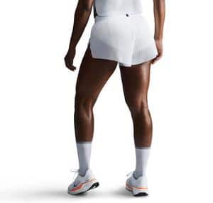 Nike W Nk Arswft Dfadv Mr 3In Short Kadın Şort Ve Kapri Beyaz