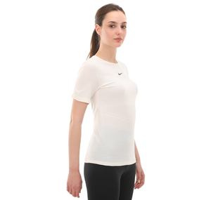 Nike W Nk Swıft Wool Df Ss Top Kadın T-Shirt Beyaz