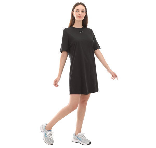 Nike W Nsw Essntl Ss Dress Tshrt Kadın Elbise - Etek Siyah Nike W Nsw Essntl Ss Dress Tshrt Kadın Elbise - Etek Siyah