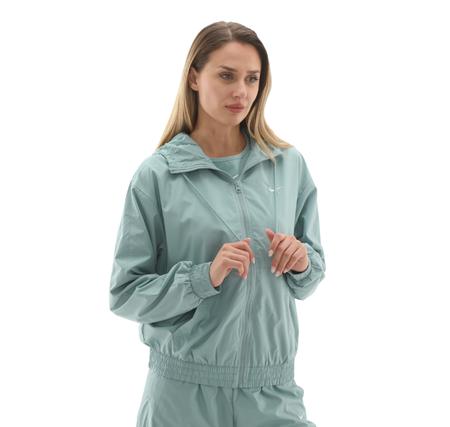 Nike W Nsw Essntl Uv Wvn Jkt Hd Kadın Yağmurluk-Rüzgarlık Yeşil