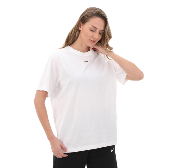 Nike W Nsw Tee Essntl Lbr Kadın T-Shirt Beyaz Nike W Nsw Tee Essntl Lbr Kadın T-Shirt Beyaz