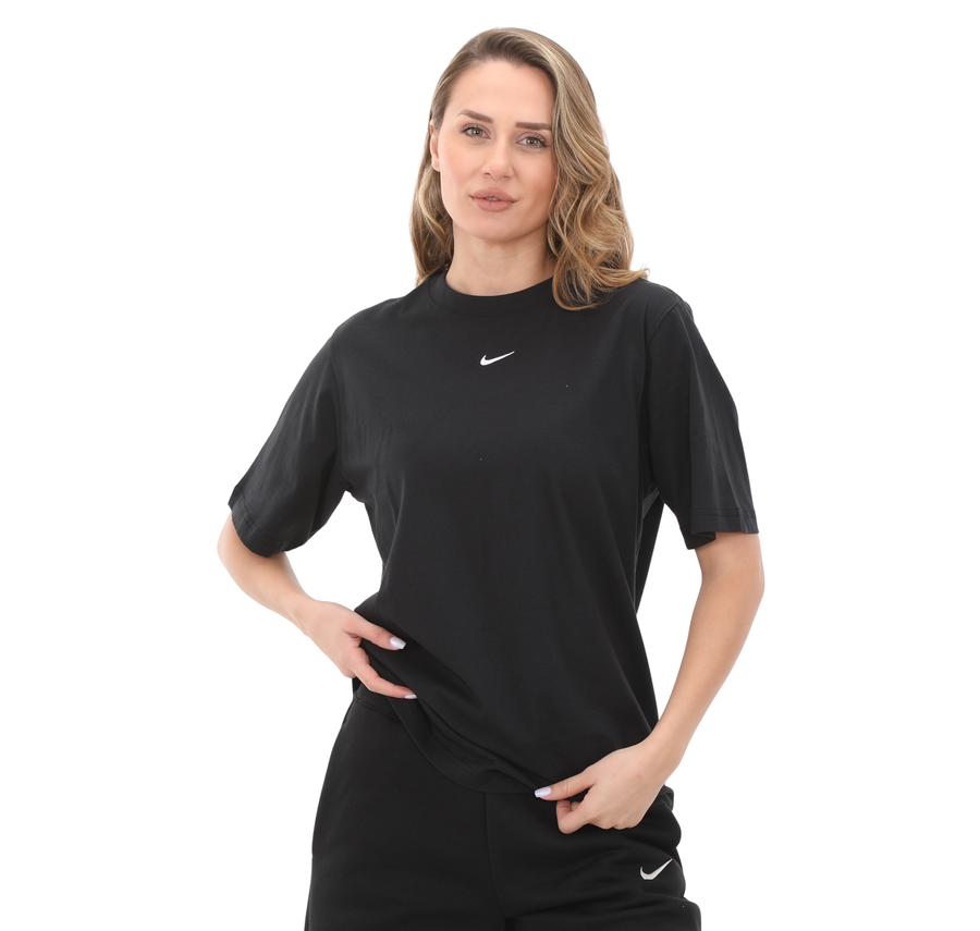 Nike W Nsw Tee Essntl Lbr Kadın T-Shirt Siyah Nike W Nsw Tee Essntl Lbr Kadın T-Shirt Siyah