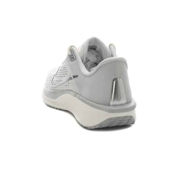 Nike Wmns Quest 6 Kadın Spor Ayakkabı Beyaz Nike Wmns Quest 6 Kadın Spor Ayakkabı Beyaz