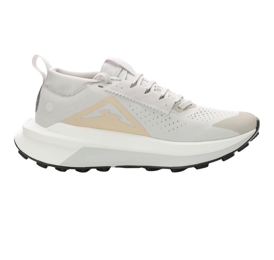 Nike Zegama 2 Kadın Spor Ayakkabı Beyaz Nike Zegama 2 Kadın Spor Ayakkabı Beyaz