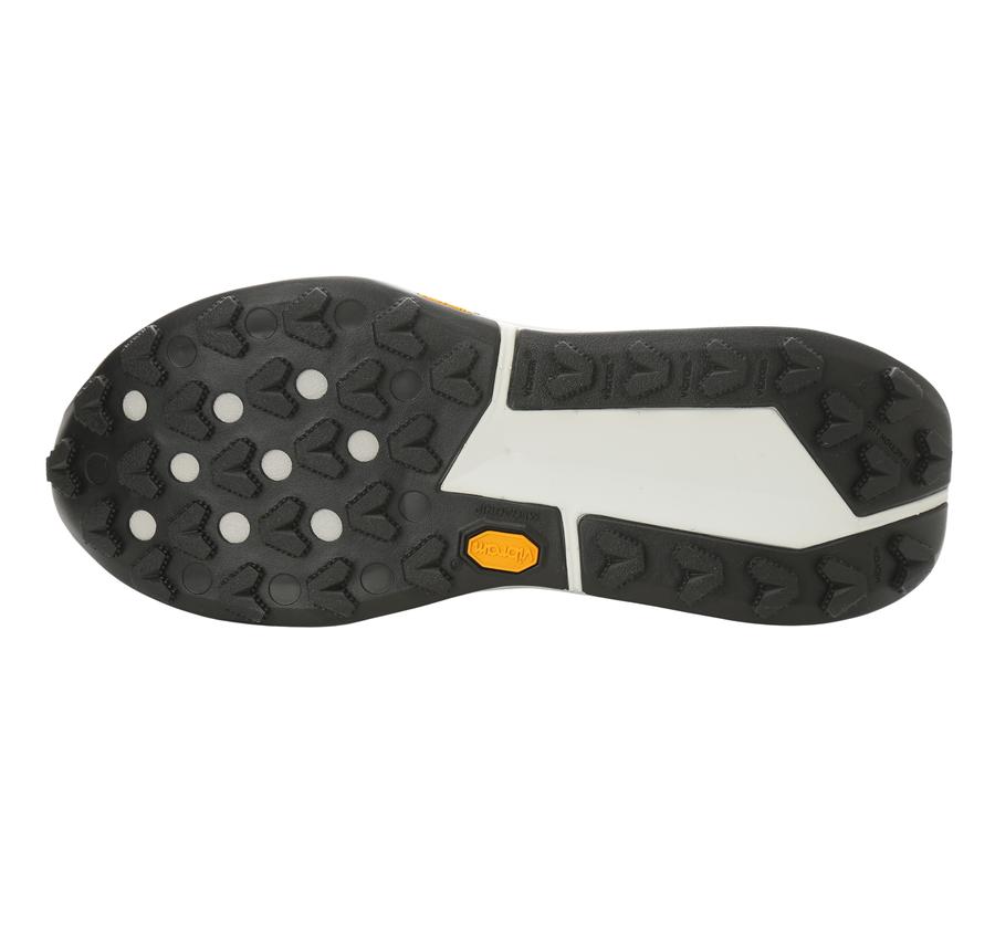 Nike Zegama 2 Kadın Spor Ayakkabı Beyaz Nike Zegama 2 Kadın Spor Ayakkabı Beyaz