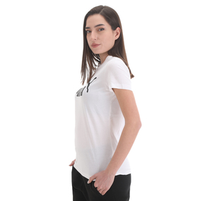 Puma Ess Logo Tee Kadın T-Shirt Beyaz