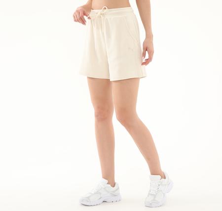 Puma Her High-Waist Shorts Kadın Şort Ve Kapri Krem