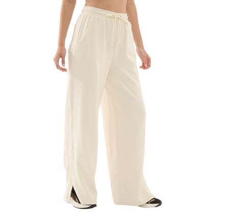 Puma Her High-Waist Straight Pant Kadın Eşofman Altı Beyaz