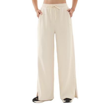 Puma Her High-Waist Straight Pant Kadın Eşofman Altı Beyaz