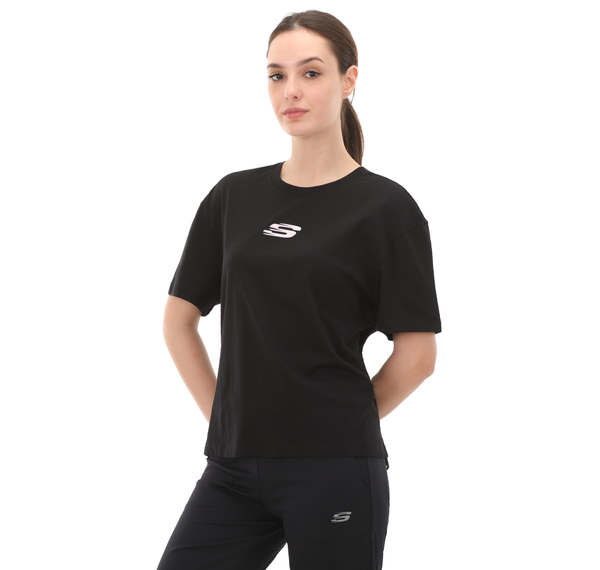 Skechers Graphic T-Shirt W Short Sleeve Kadın T-Shirt Siyah Skechers Graphic T-Shirt W Short Sleeve Kadın T-Shirt Siyah