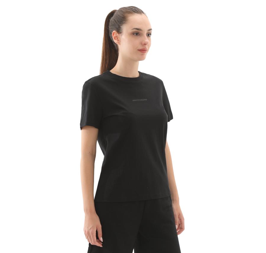 Skechers W Essential Crewneck T-Shirt Kadın T-Shirt Siyah Skechers W Essential Crewneck T-Shirt Kadın T-Shirt Siyah
