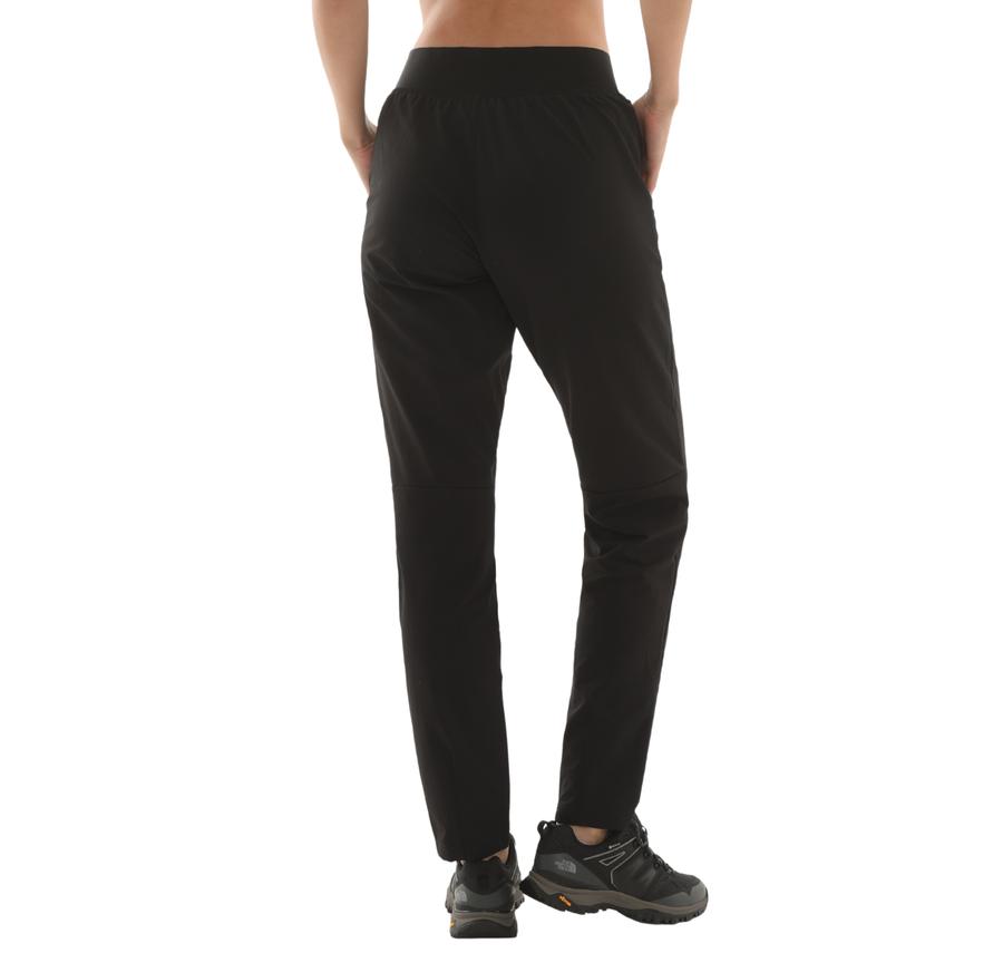 The North Face W Quest Softshell Pants Kadın Pantolon Siyah The North Face W Quest Softshell Pants Kadın Pantolon Siyah